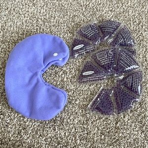 COPY - NWOT Lansinoh Breast Therapy Packs